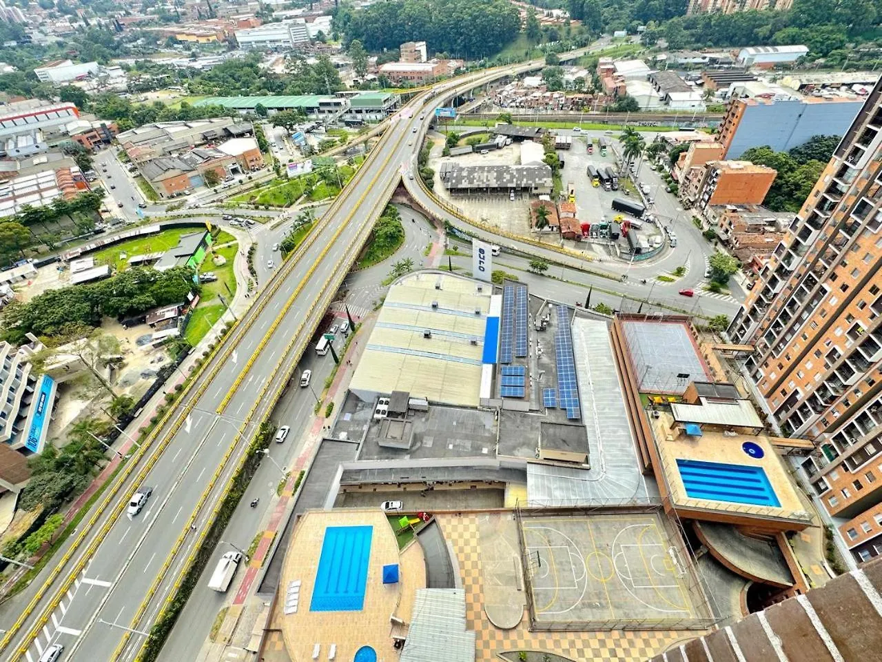 Alojamiento Con Vista Excepcional, Cerca Al Metro 3021