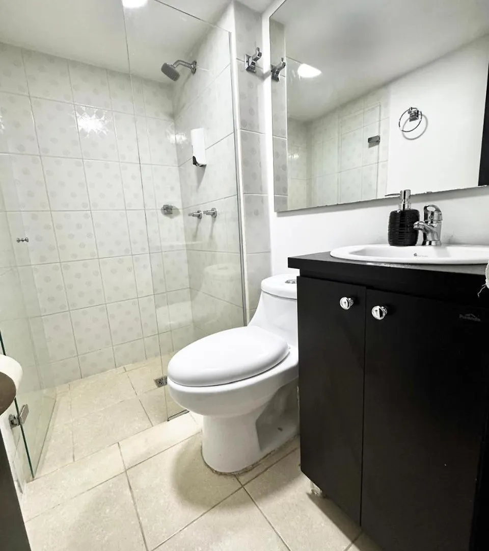 Alojamiento Con Vista Excepcional, Cerca Al Metro 3021 0*, Sabaneta Colombia