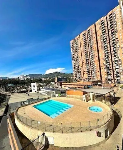 Alojamiento Con Vista Excepcional, Cerca Al Metro 3021 0*, Sabaneta